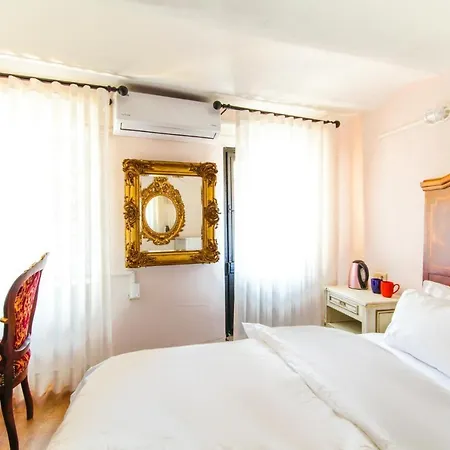 Appartement Stylish And Elegant Studio Flat In Beyoglu Istambul